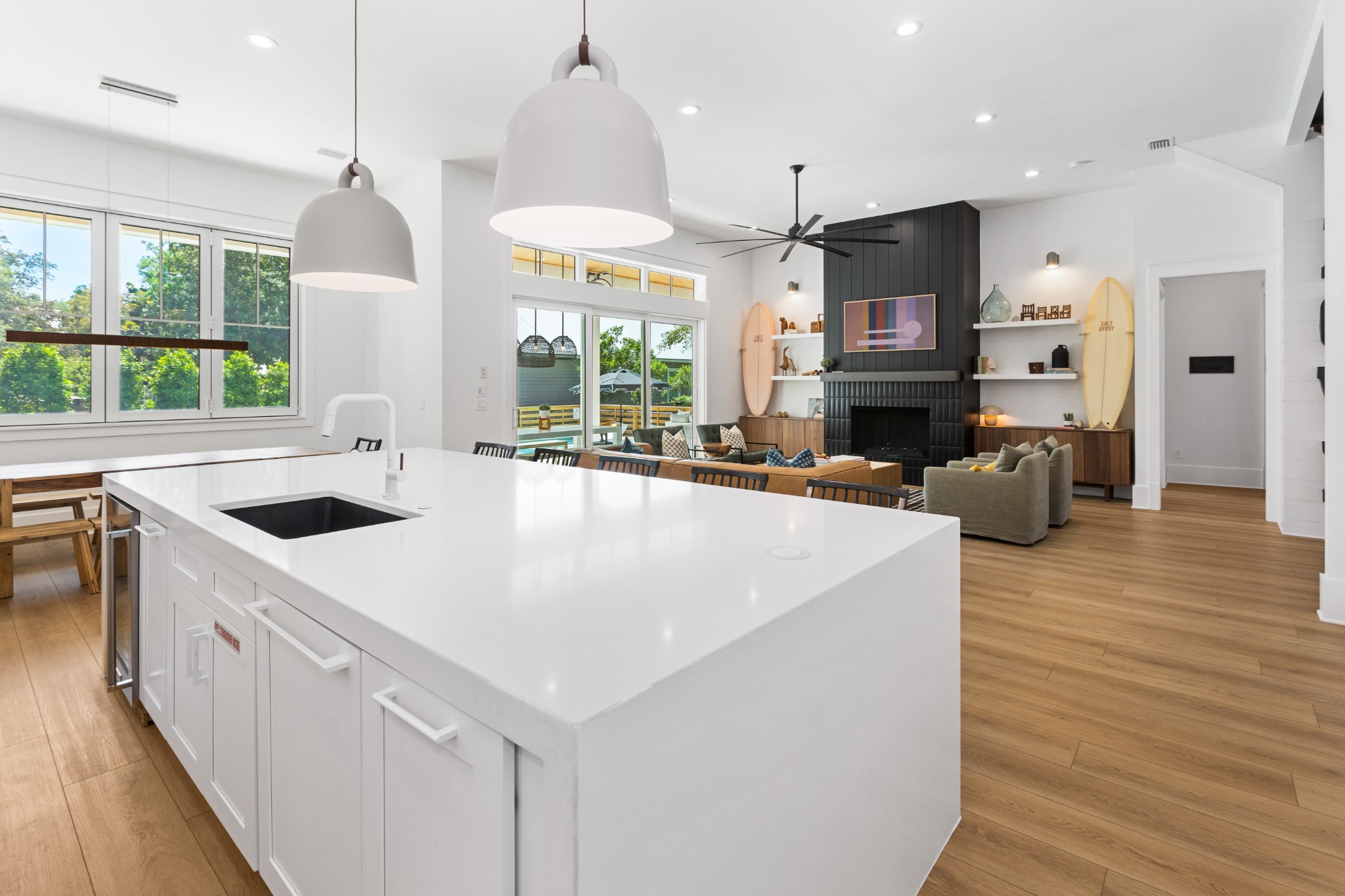 Kitchen island detail
